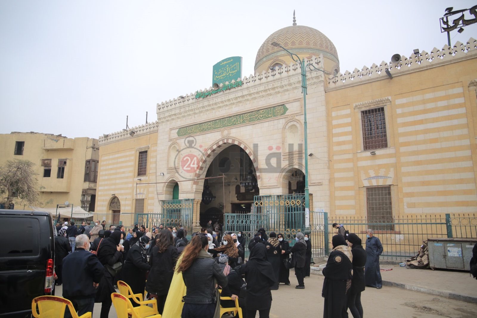 جنازة شقيق مجدي الهواري