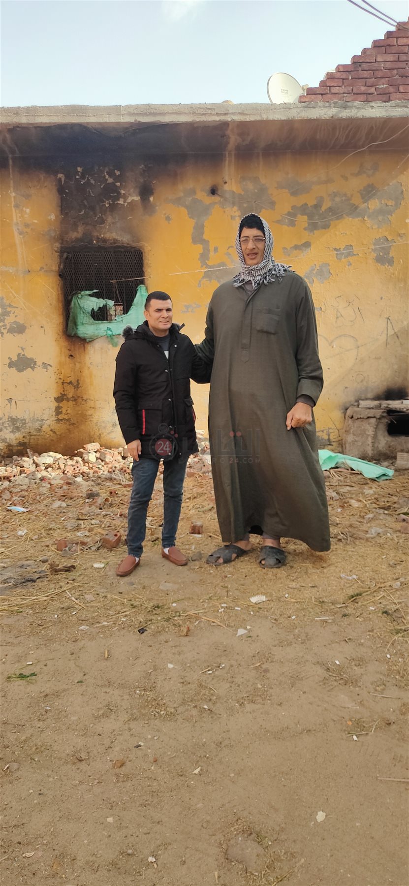 محمد أطول رجل في العالم ومراسل القاهرة 24