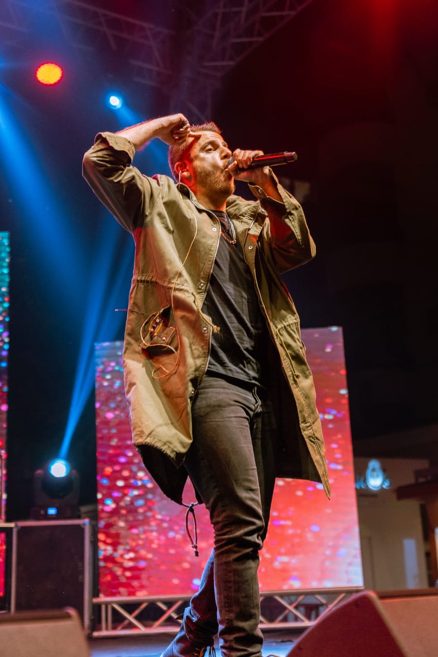 371395E1-14EE-4306-9481-67C1A995DD72