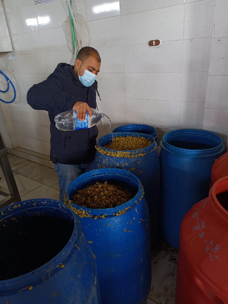 f5654ffe-d597-4e79-bcc5-a4532dddd63f