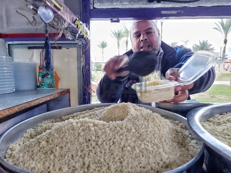 بائع الكسكسي بشارع طرح البحر ببورسعيد 