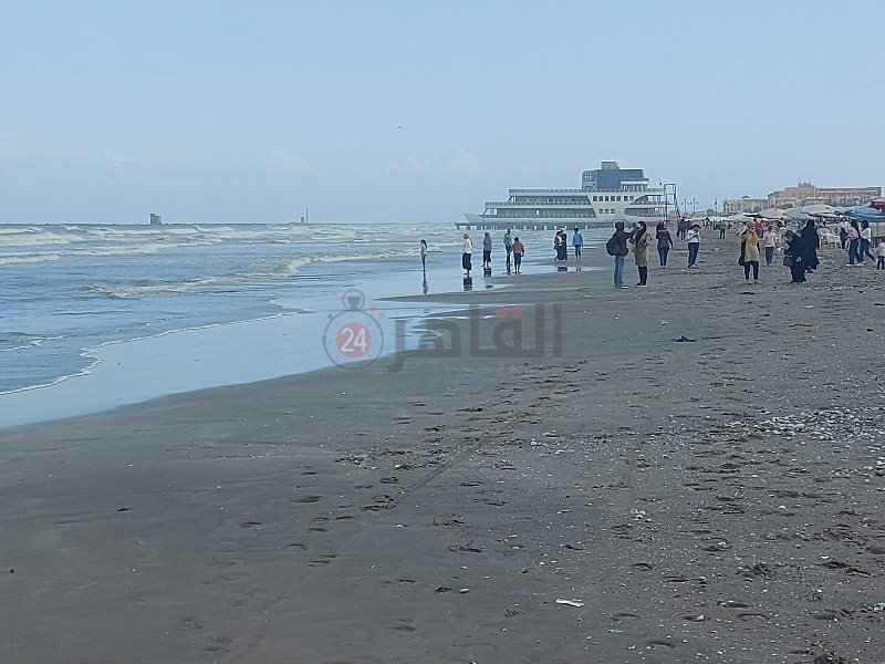 شاطئ بورسعيد 4