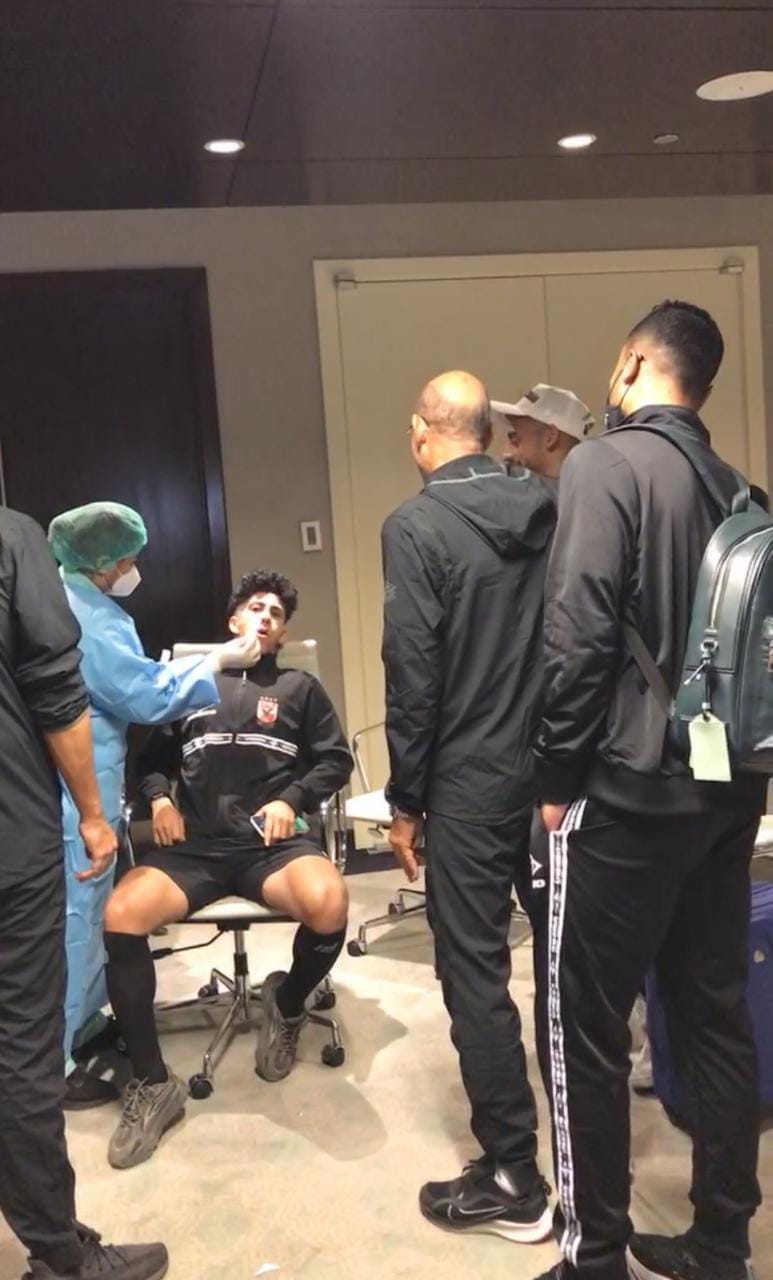 مسحة طبية للأهلي في الدوحة