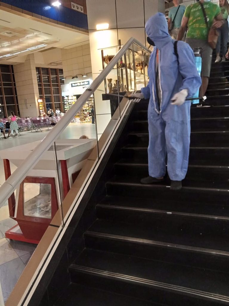 تعقيم الطائرات