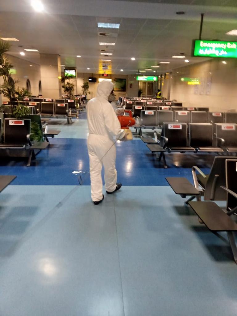 تعقيم الطائرات