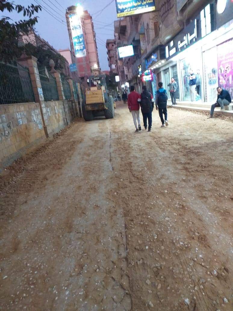 البدء في رصف شوارع بمدينة فاقوس 01