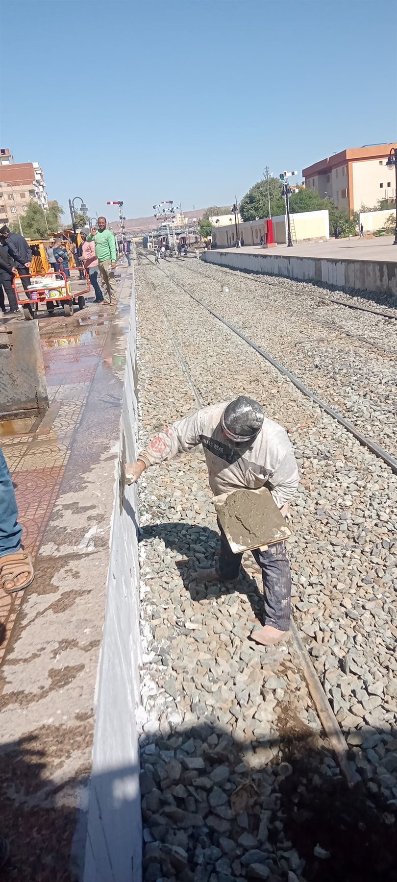 أعمال تطوير محطة أسوان 