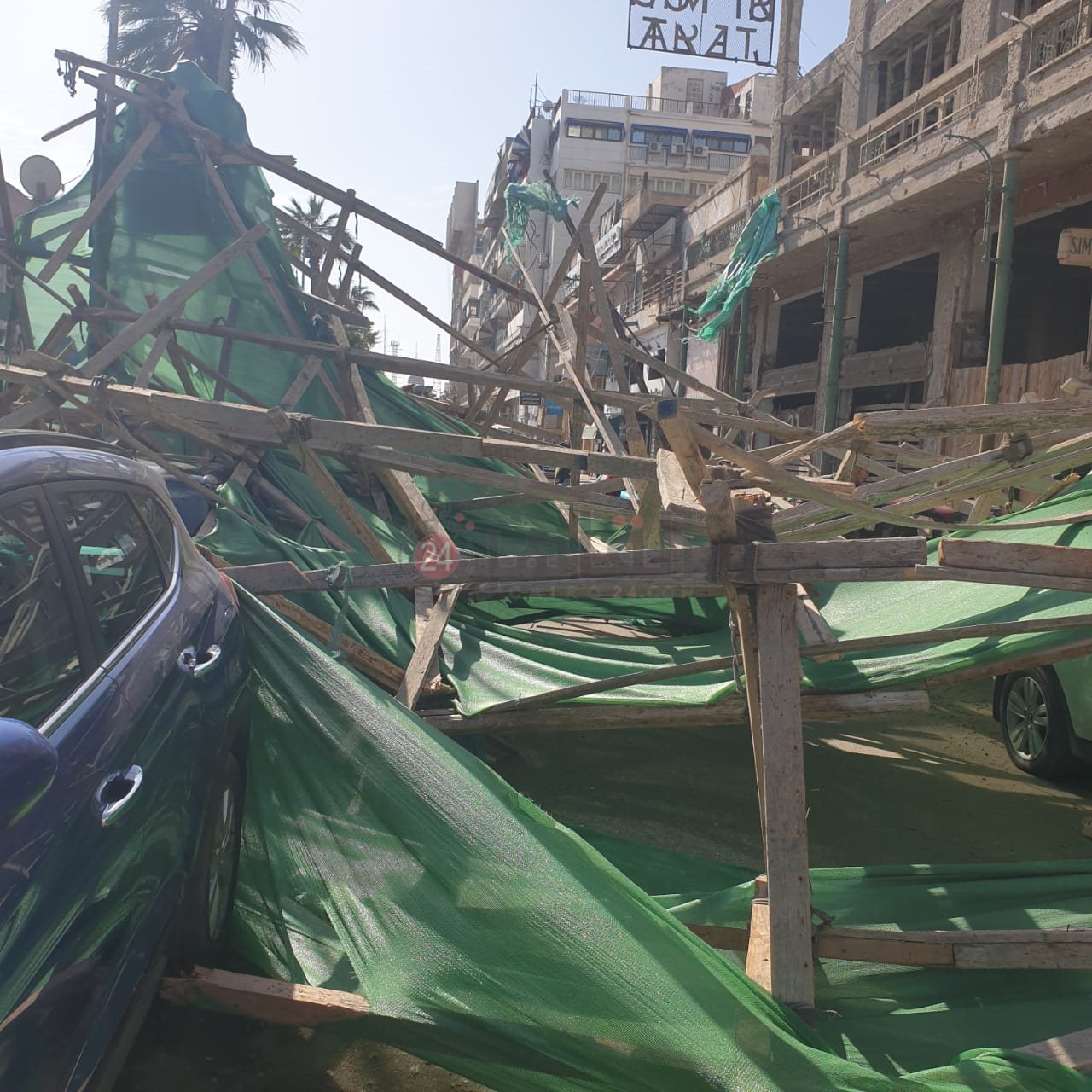 إنهيار واجهة مبني سيمون أرزت الأثري ببورسعيد 7