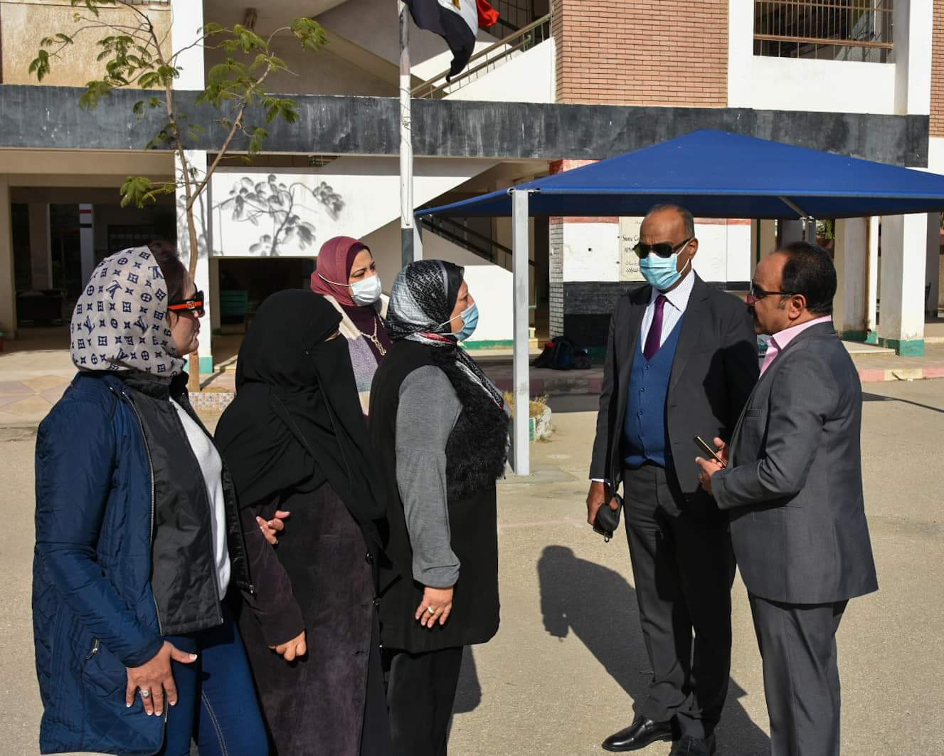 وكيل تعليم بورسعيد يتابع انتظام امتحانات النقل 7