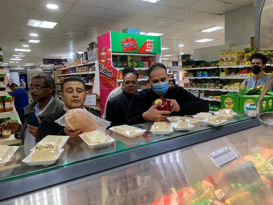 حملة على المنشآت الغذائية بالعاشر من رمضان 3