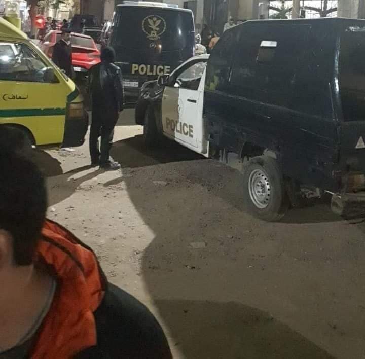 العثور على زوجين مطعونين