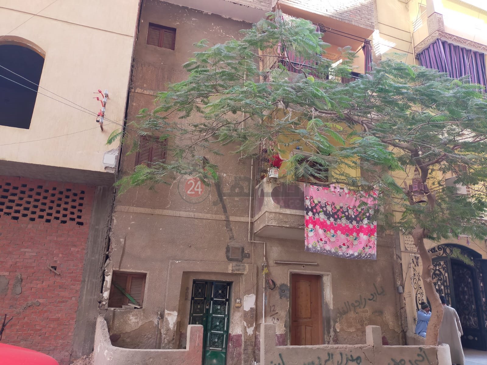  العثور على زوجين مذبوحين داخل شقتهما على يد مجهويلين