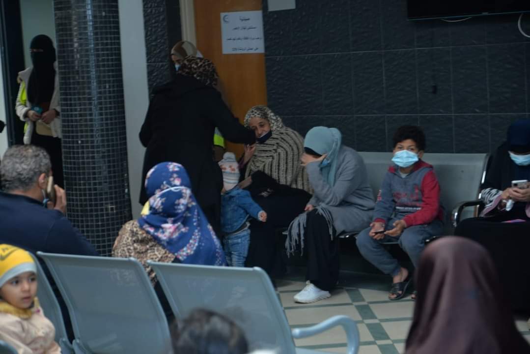 قافلة طبية بالمجان بالعاشر من رمضان 9