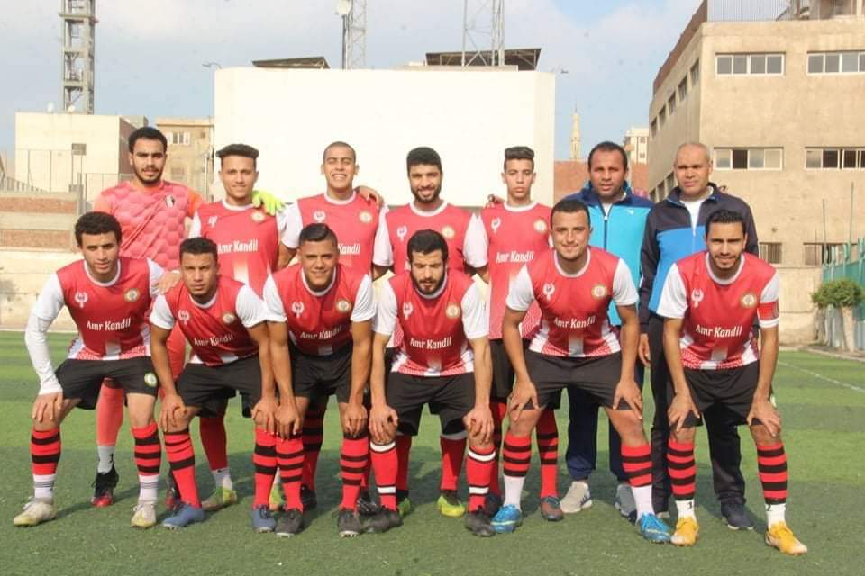 حمادة رفقة الفريق