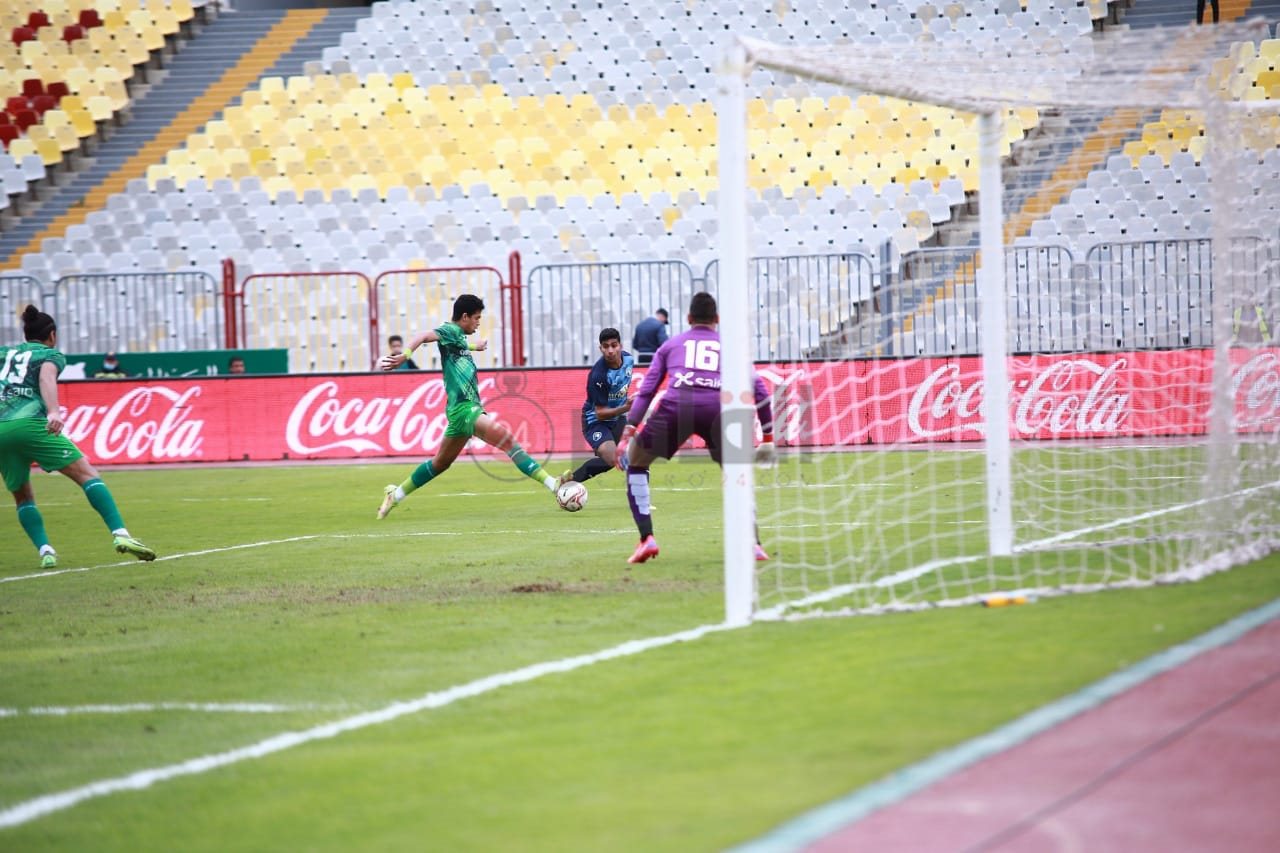 بيراميدز والمصري (3)