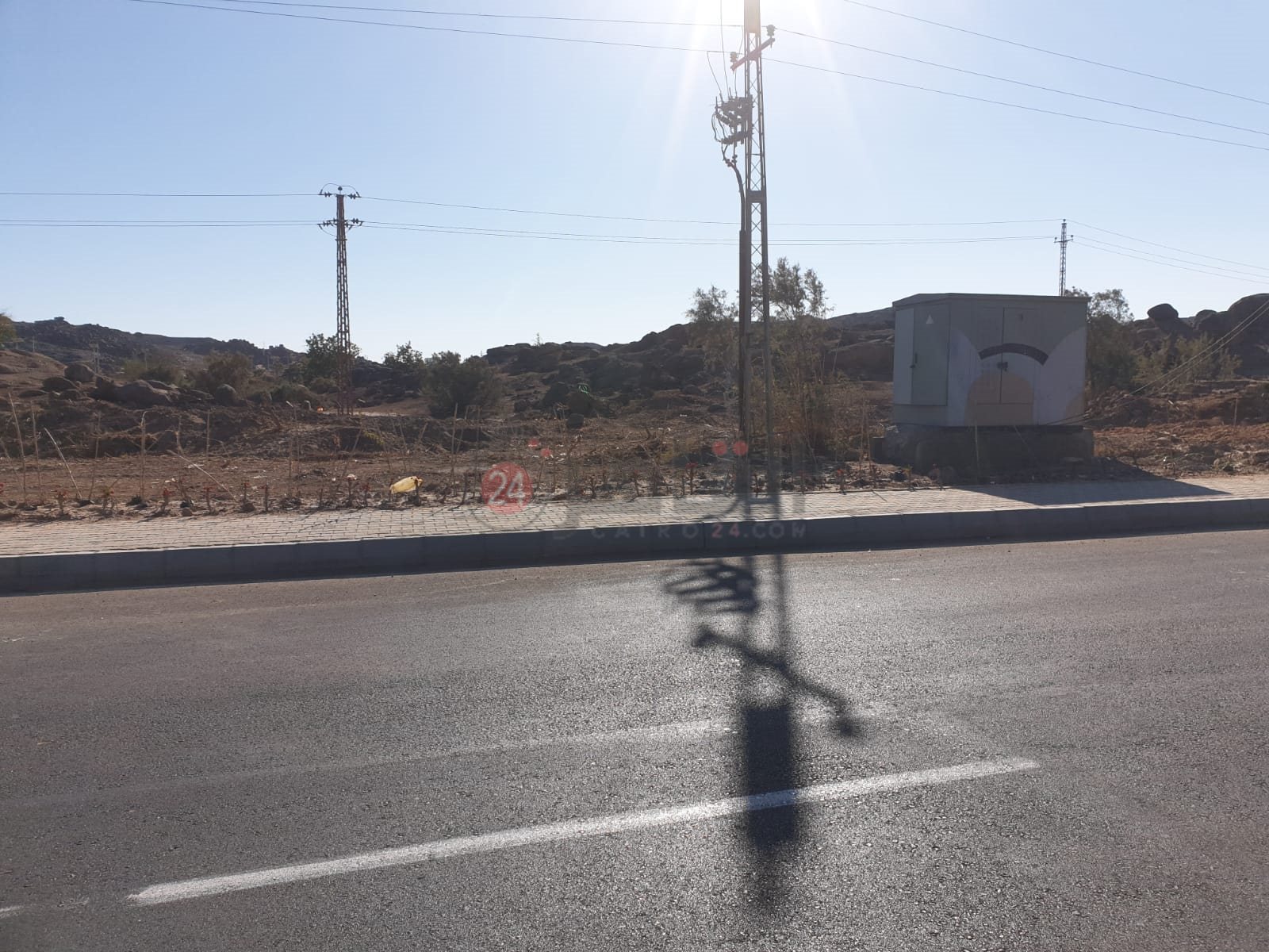 إزالة السور الأثري لمحفظة أسوان (2)