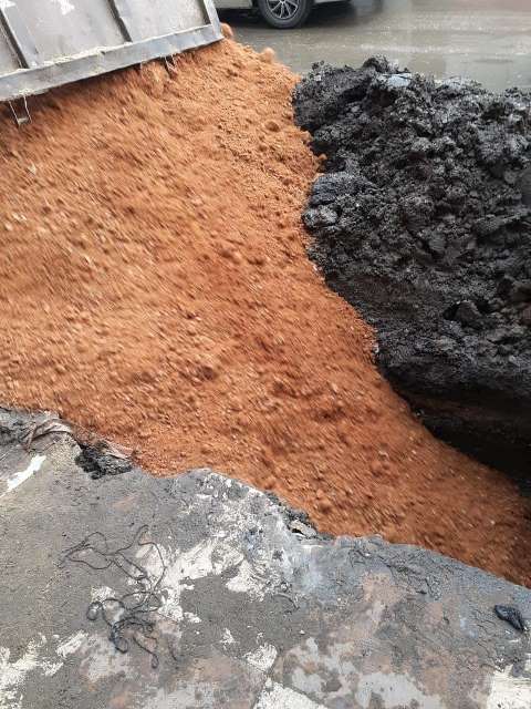 إصلاح انفجار خط مياه بالشرقية