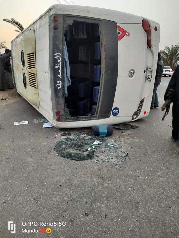 انقلاب اتوبيس ركاب على طريق أسيوط ساحل سليم 
