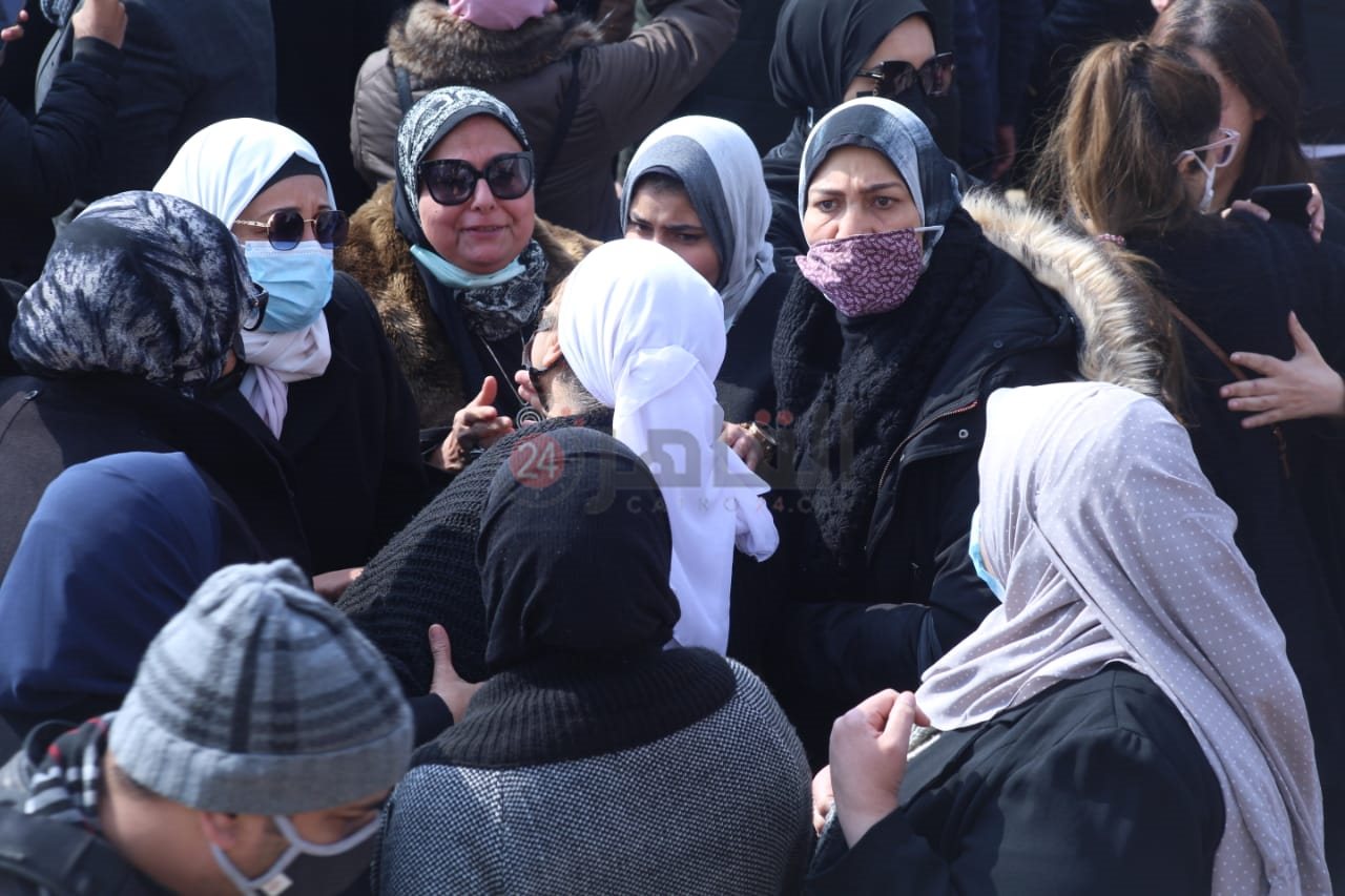 جنازة الكاتب الصحفي ياسر رزق (8)