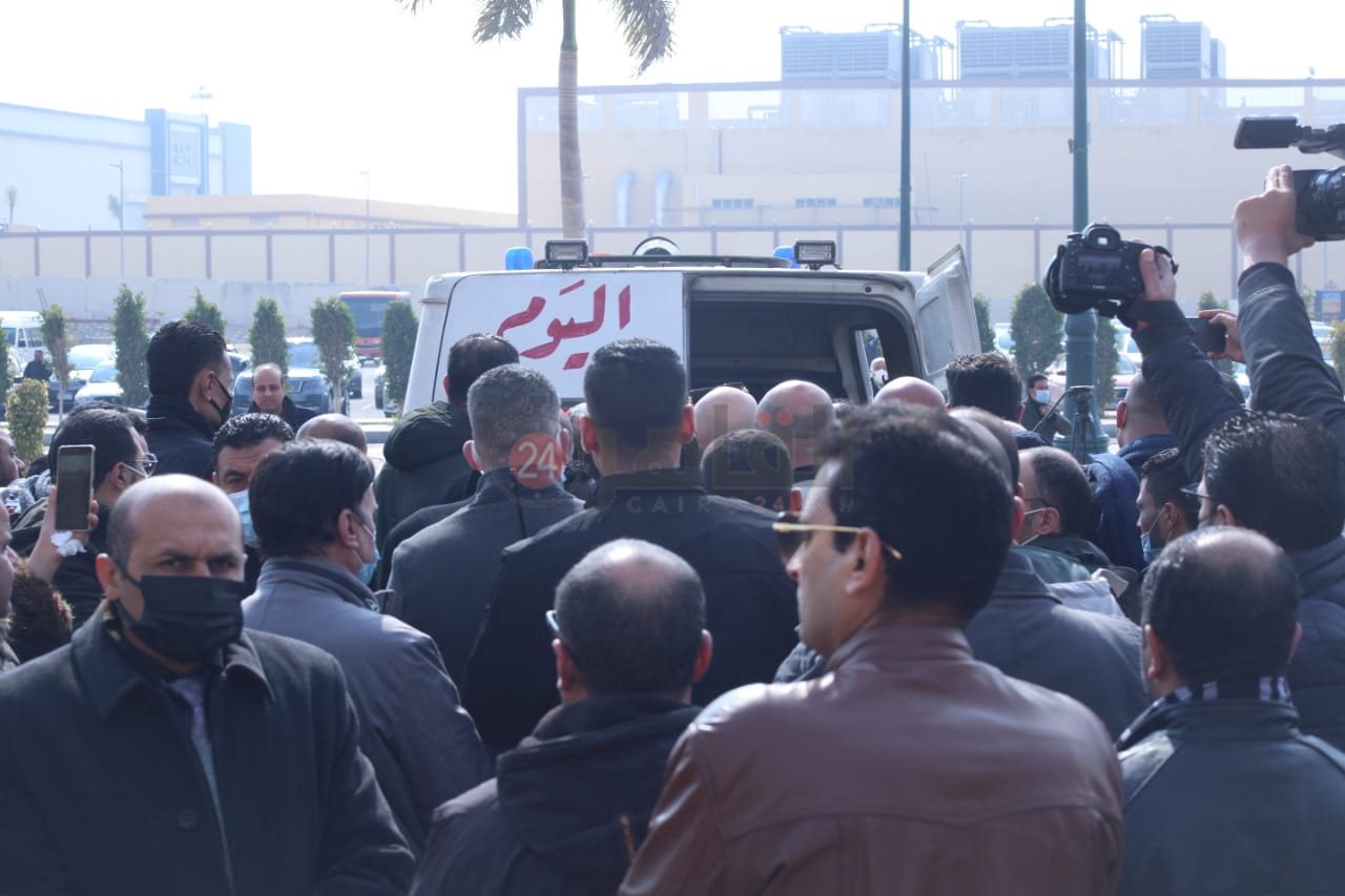 جنازة الكاتب الصحفي ياسر رزق (12)