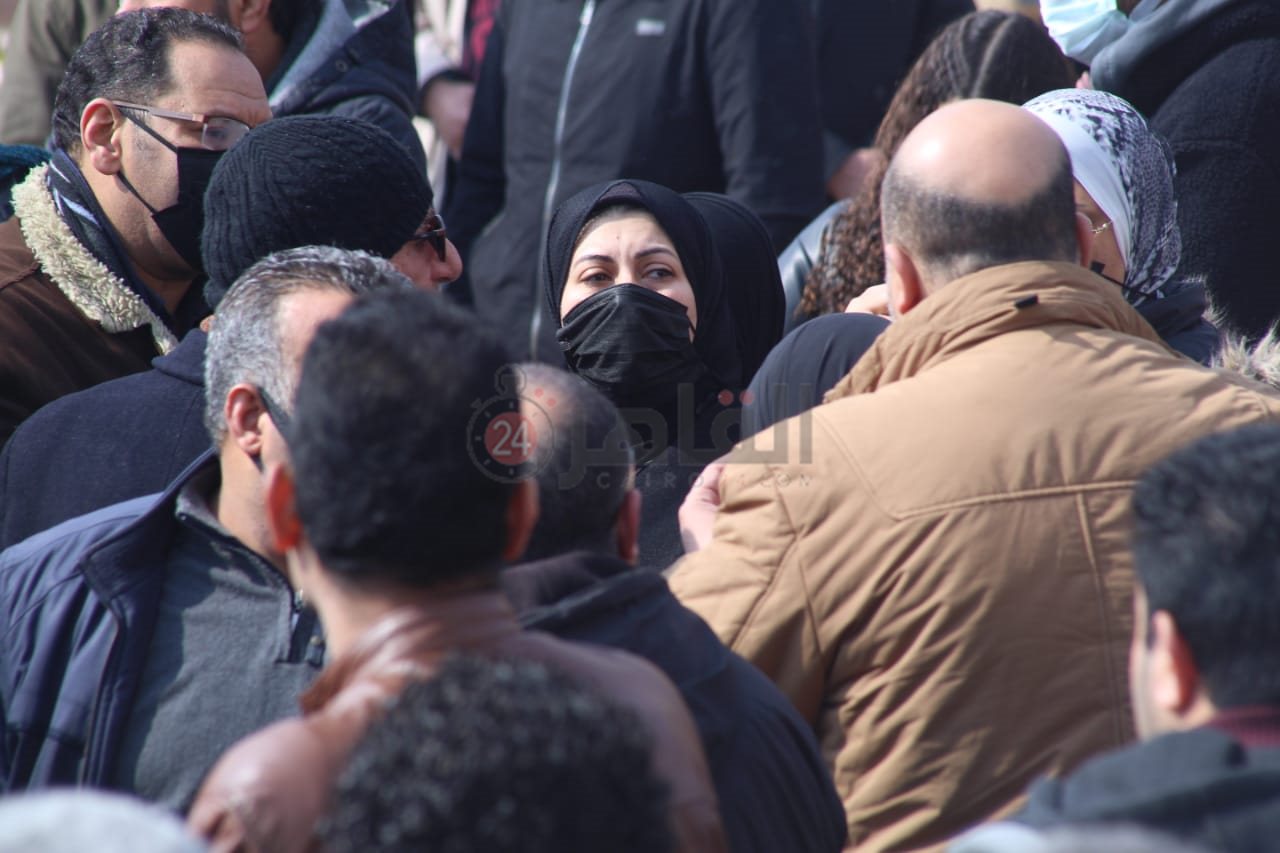 جنازة الكاتب الصحفي ياسر رزق (22)