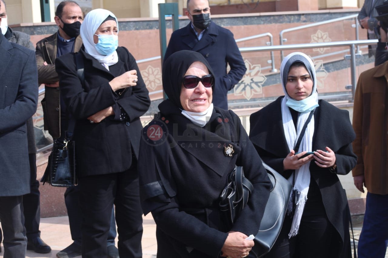 جنازة الكاتب الصحفي ياسر رزق (24)