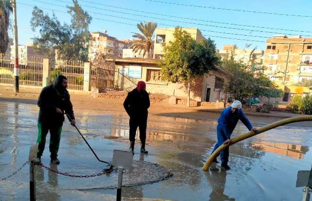 شفط مياه الأمطار المتراكمة في شوارع الشرقية 03