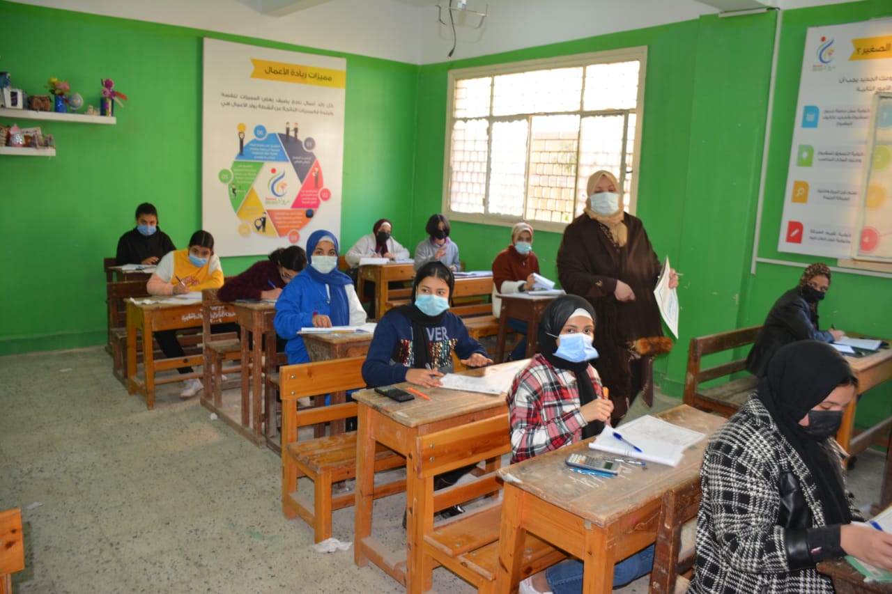 محافظ الدقهلية يتفقد سير امتحانات الشهادة الإعدادية 