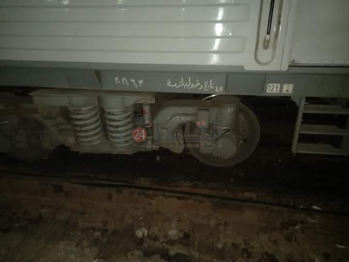 خروج 3 عربات من قطار دمياط