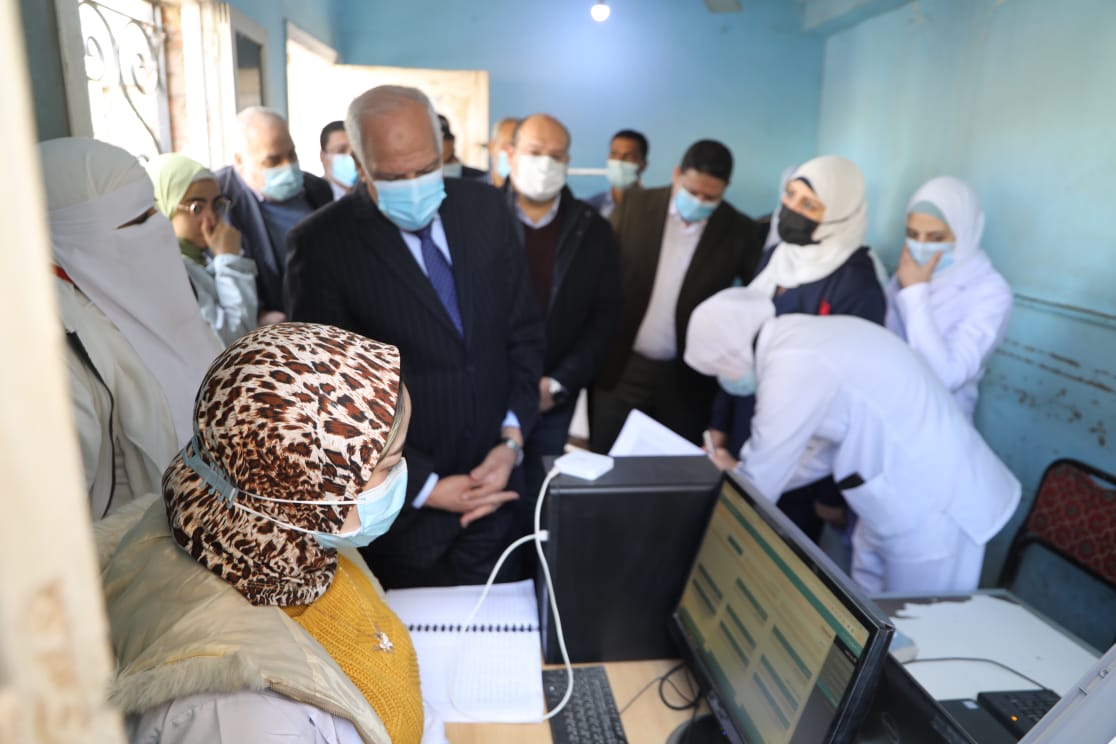 محافظ الجيزة يتفقد مستشفي أبو النمرس المركزي