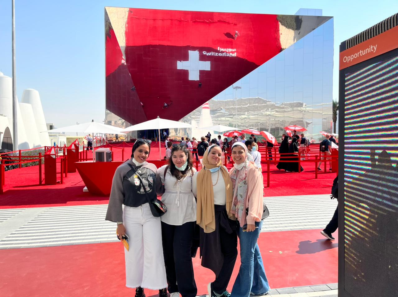 جامعة عين شمس تستكمل دورها في تعزيز الانشطة الطلابية