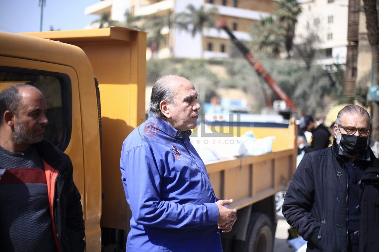 منير مكرم (1)