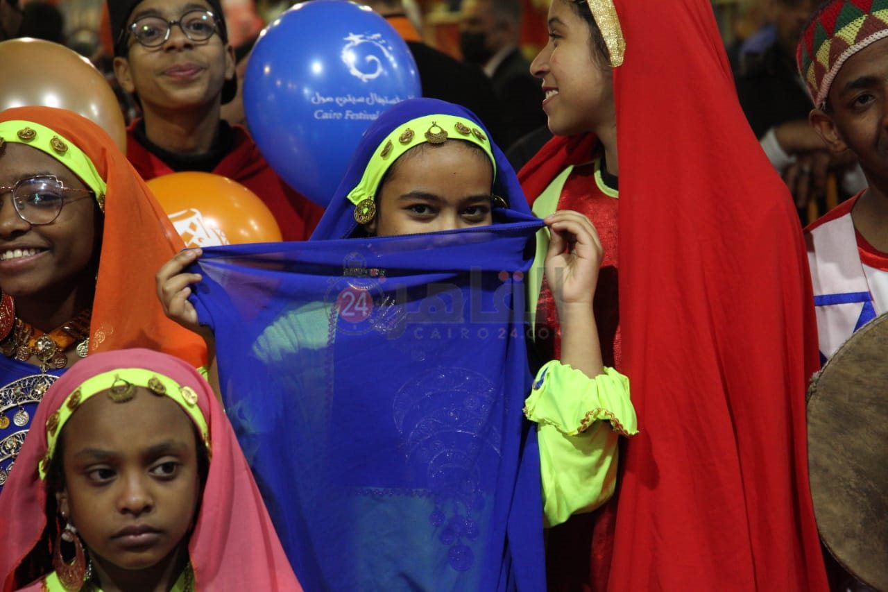 b7b37853-4eb7-4bf3-9af9-295f031d8499