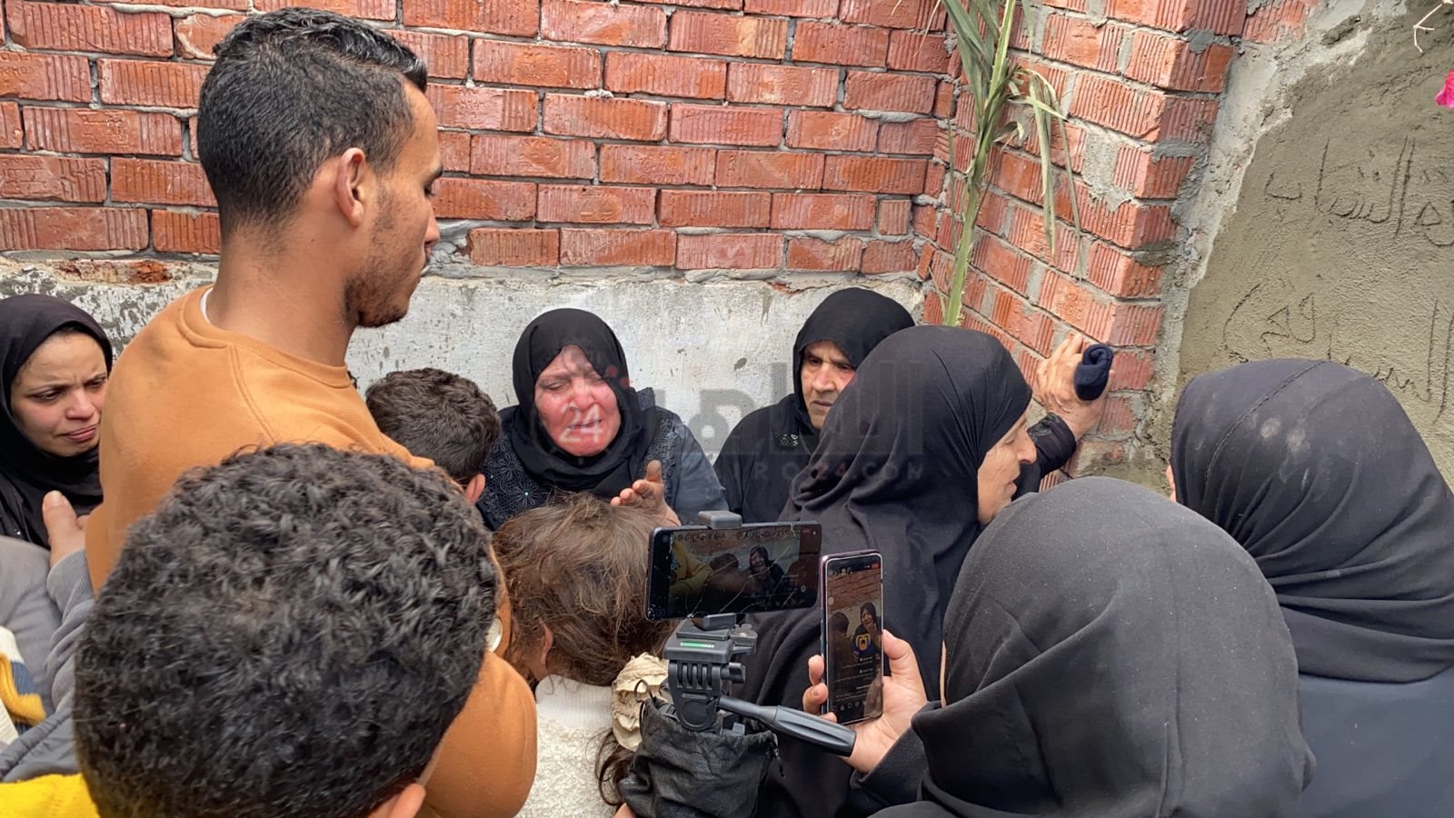 تشييع جثمان ضحية سقوط أسانسير مستشفى بالدقهلية 