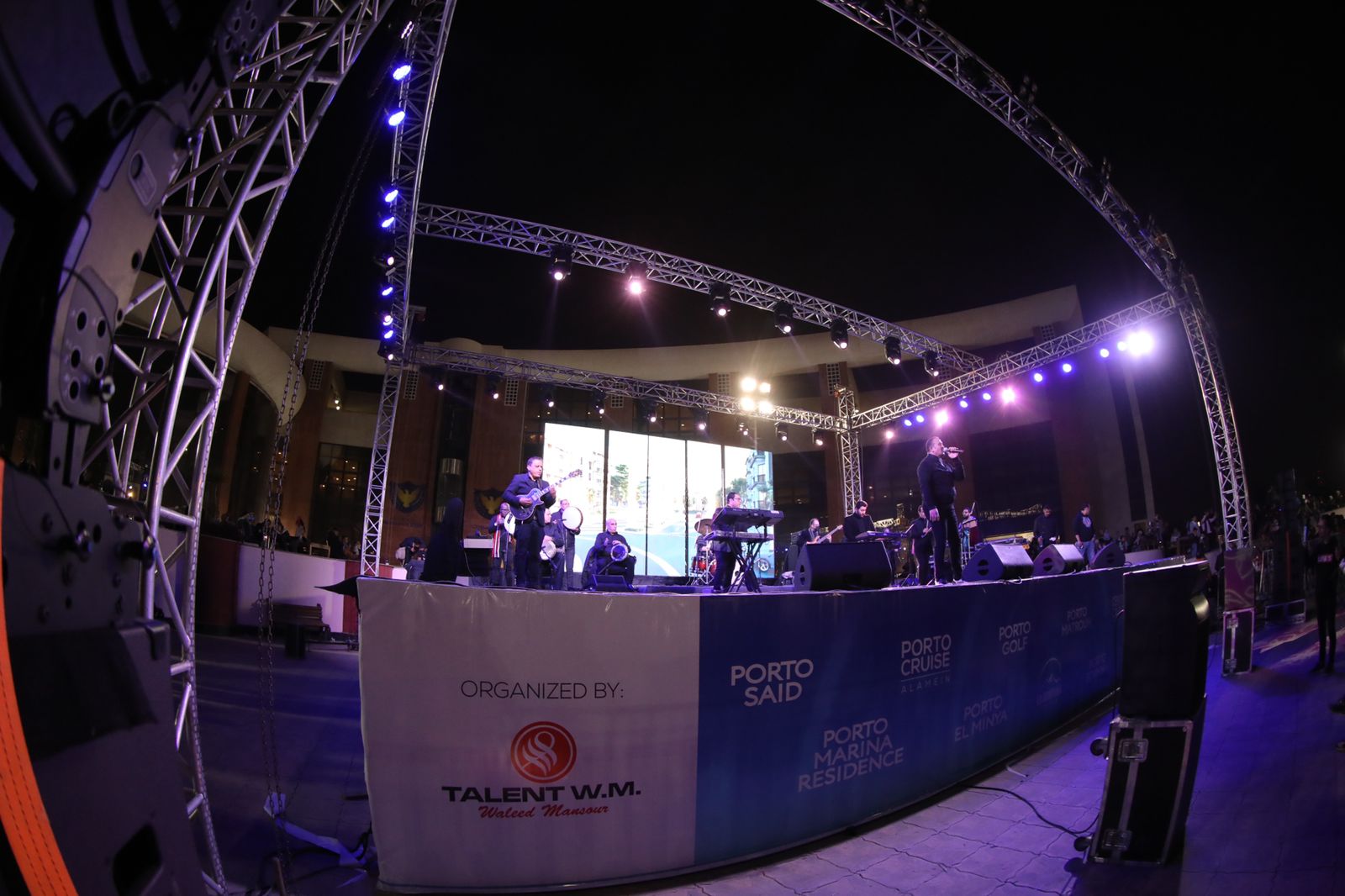 حفل هشام عباس (14)