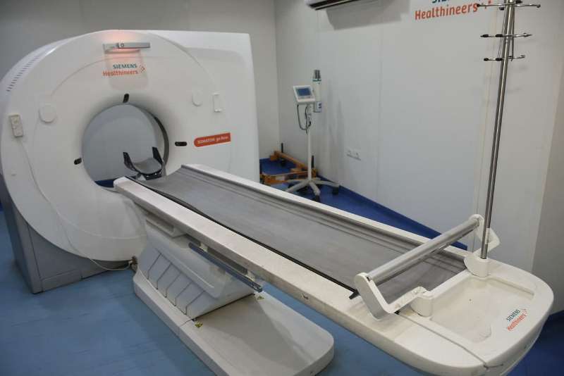 محافظ الشرقية يفتتح أعمال تطوير بمستشفى منيا القمح 05