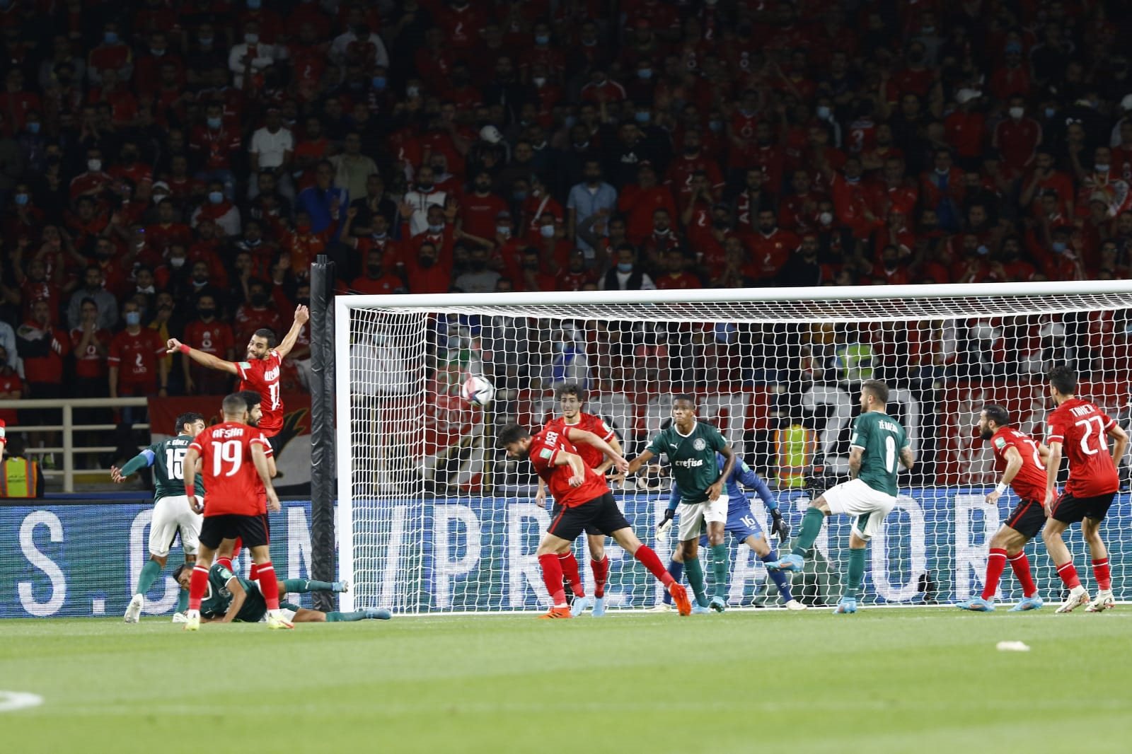 جنازة شقيق أحمد عبد العزيز (1)