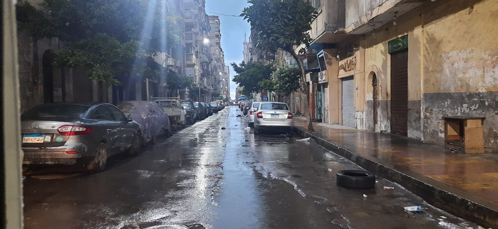 محافظ الإسكندرية يتابع تصريف مياه الأمطار 