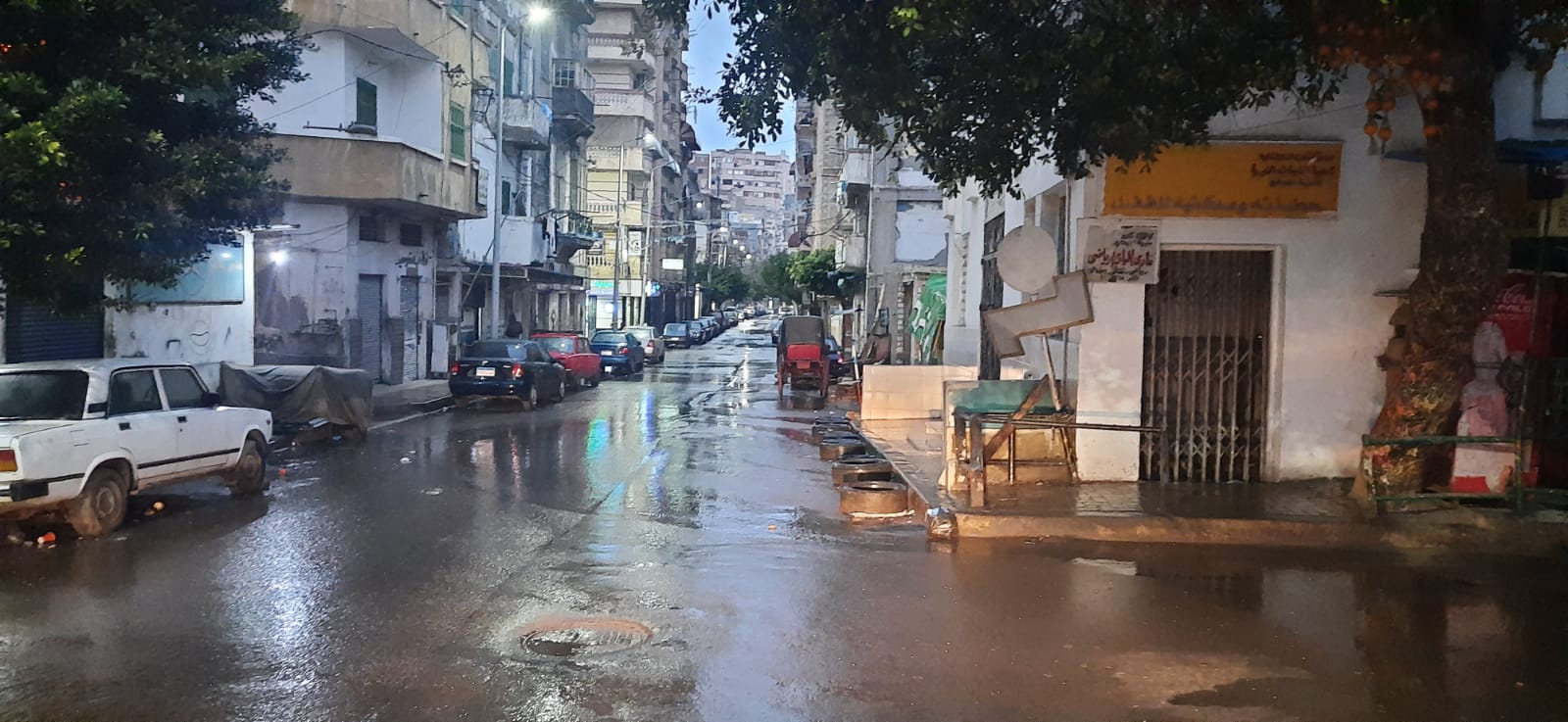 محافظ الإسكندرية يتابع تصريف مياه الأمطار 