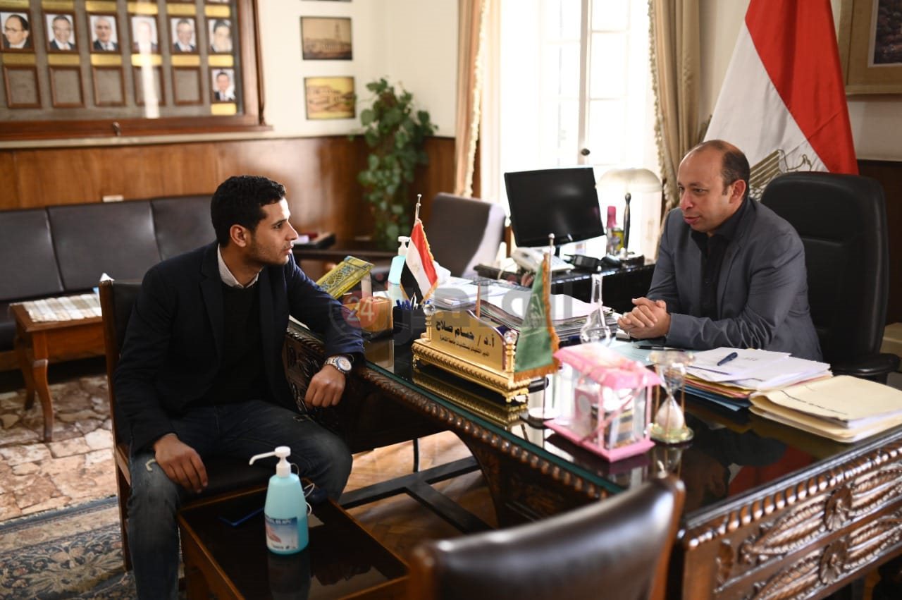 محرر القاهرة 24 مع مدير مستشفيات جامعة القاهرة