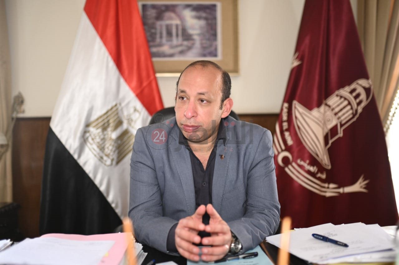 مدير مستشفيات جامعة القاهرة