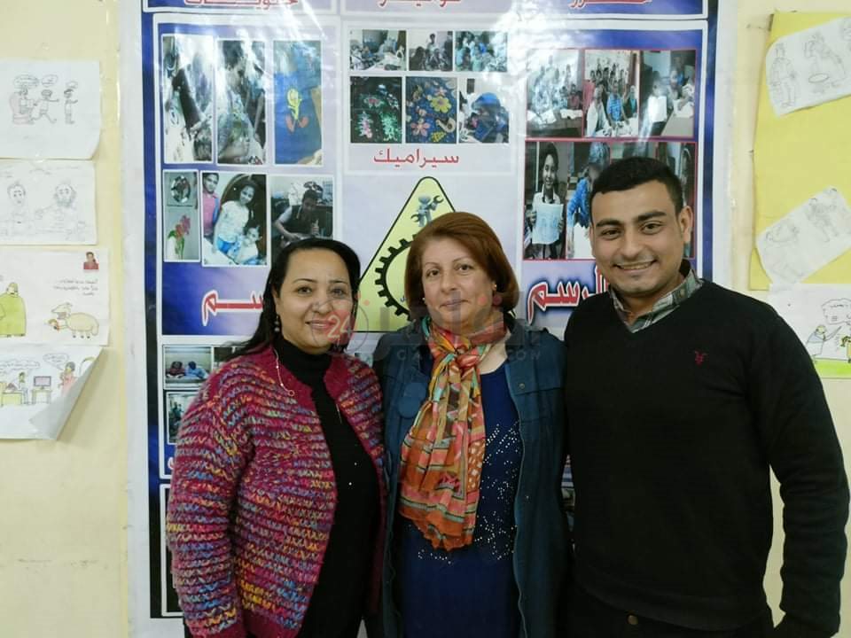 الأم المثالية بالأقصر للأعمال الخيرية ونجلها ومنال حليم