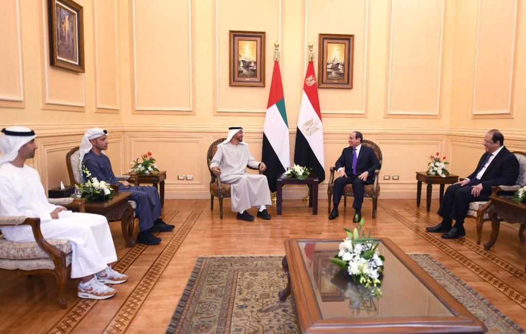 السيسي يستقبل ولي عهد أبو ظبي (6)