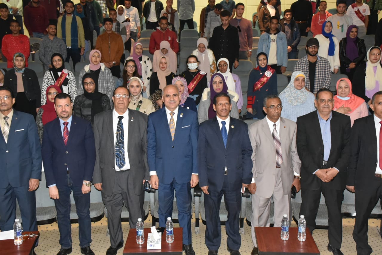 ختام الاسبوع البيئي بالأقصر 2