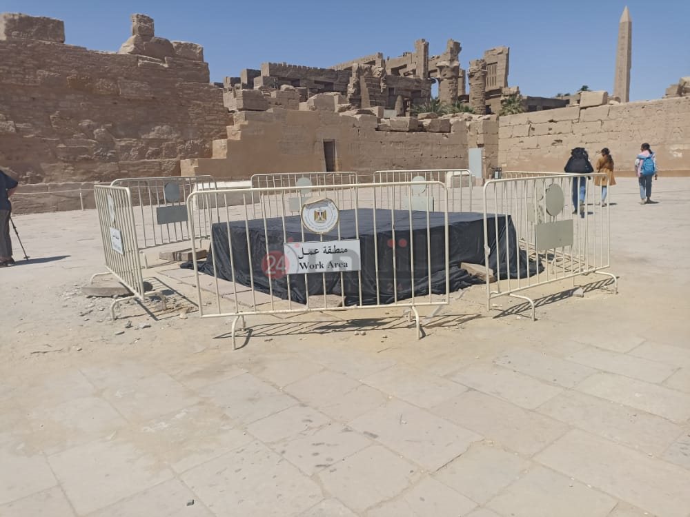 أعمال رفع مسلة حتشبسوت الراقدة في معابد الكرنك (3)