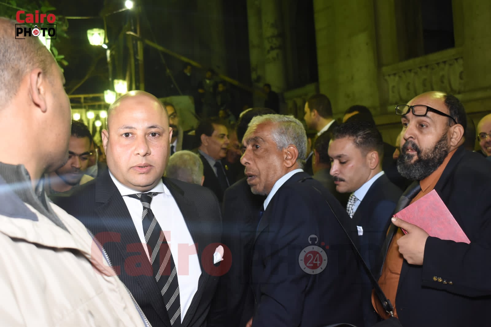  عزاء رجائي عطية