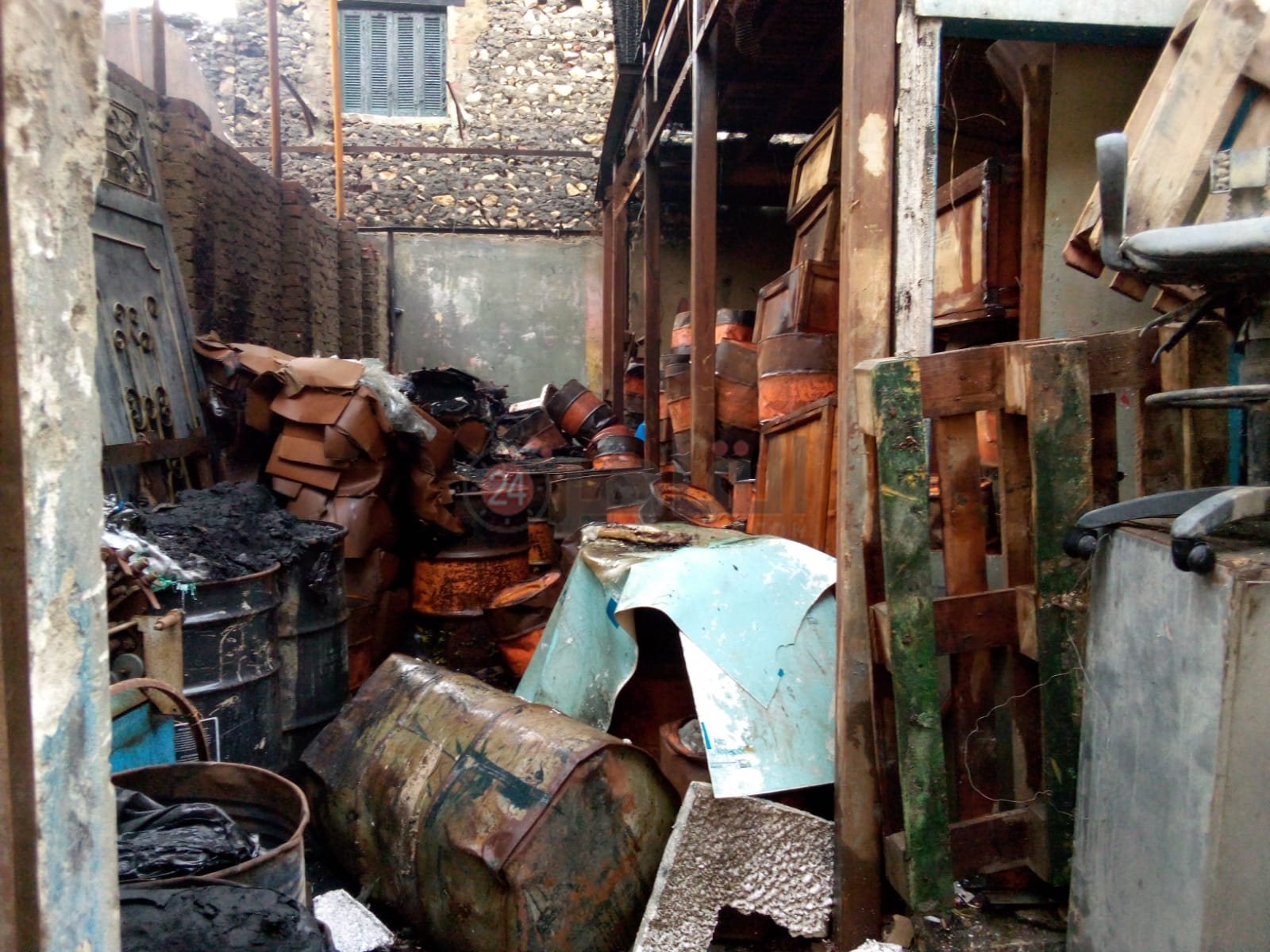 آثار حريق مخزن أخشاب بولاق أبو العلا