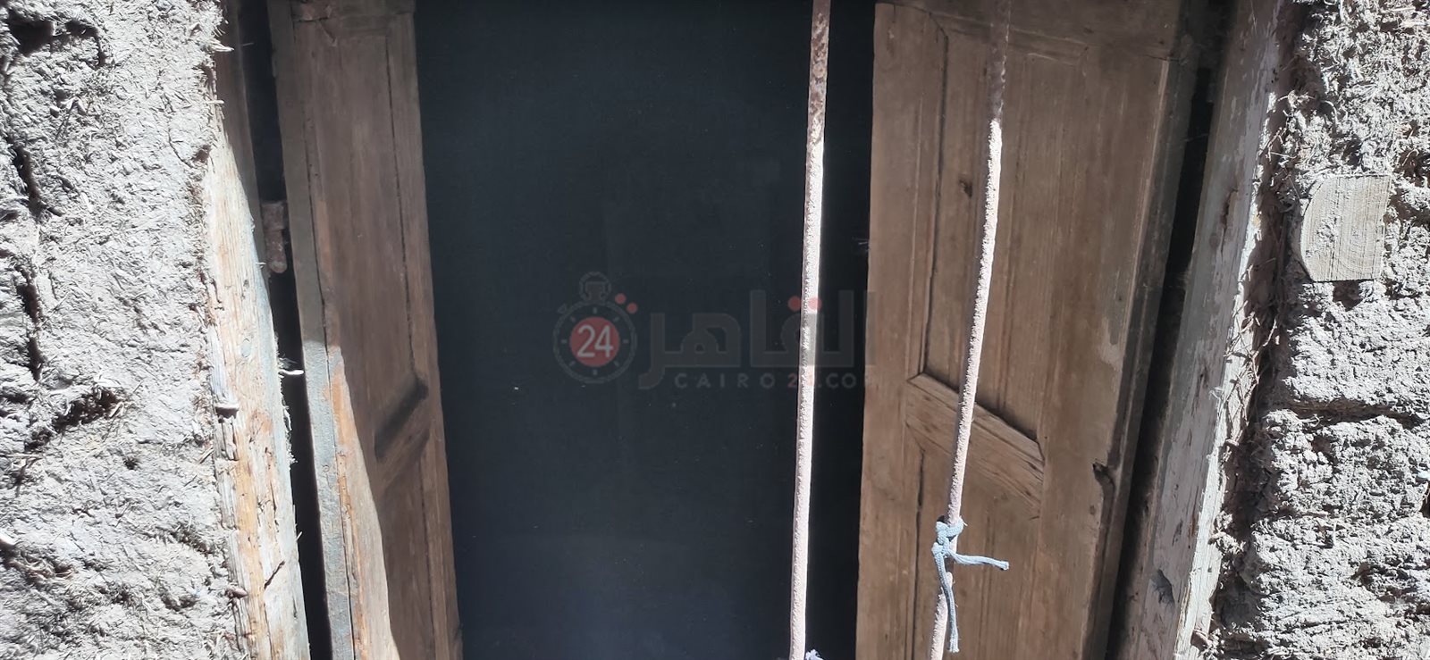 المنزل بعد انهياره 018