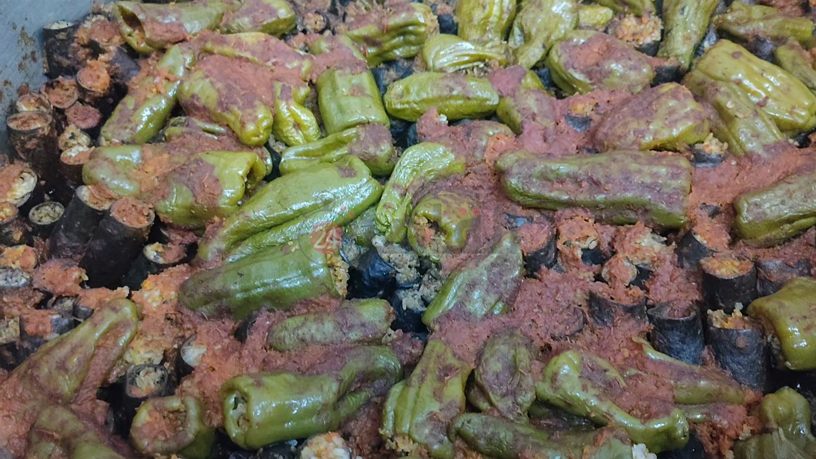 وجبات المطبخ الخيري لإفطار الصائمين 6