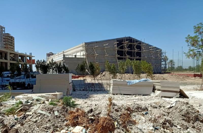 إيقاف أعمال بناء قاعة أفراح مخالفة بالشرقية 06